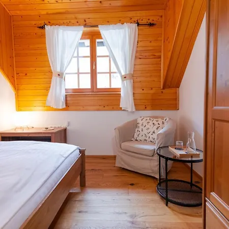Hisa Ojstrica Bed & Breakfast