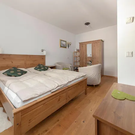 Hisa Ojstrica Bed & Breakfast Solcava