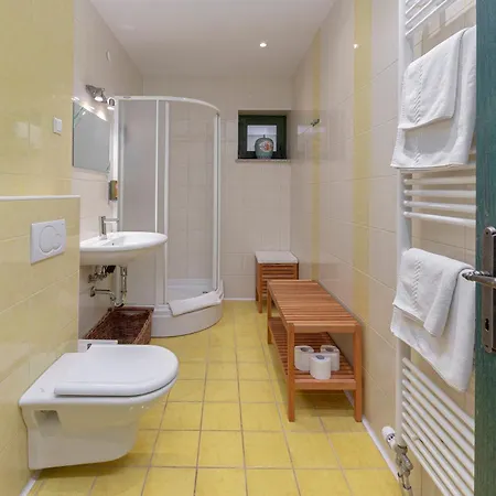 Hisa Ojstrica 住宿加早餐酒店 Solčava