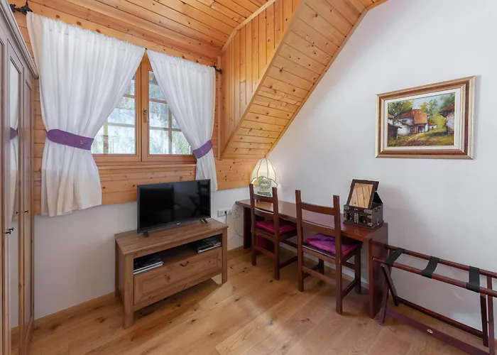 Bed & Breakfast Hisa Ojstrica