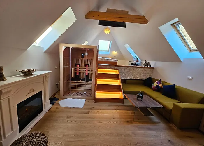 Bed & Breakfast Hisa Ojstrica 3*